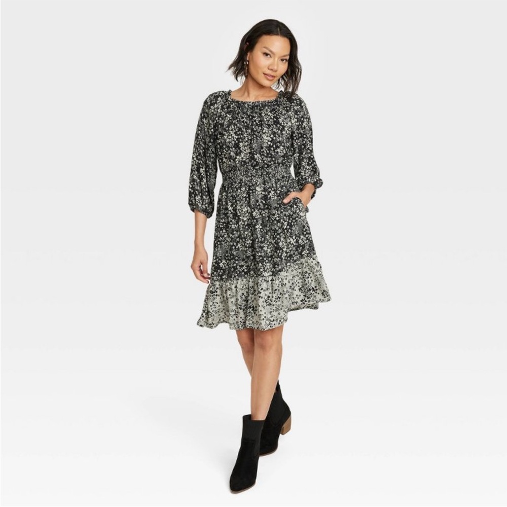 NWT Women's Long Sleeve Smocked A-Line Dress - Knox Rose Black